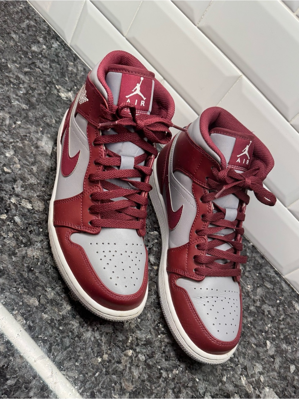 Air Jordan 1 Mid View 5